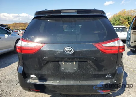 2016 Toyota Sienna Le z USA, uszkodzony, nr VIN 5TDJK3DC0GS143753